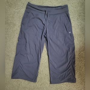 Lululemon drawstring capris size 12